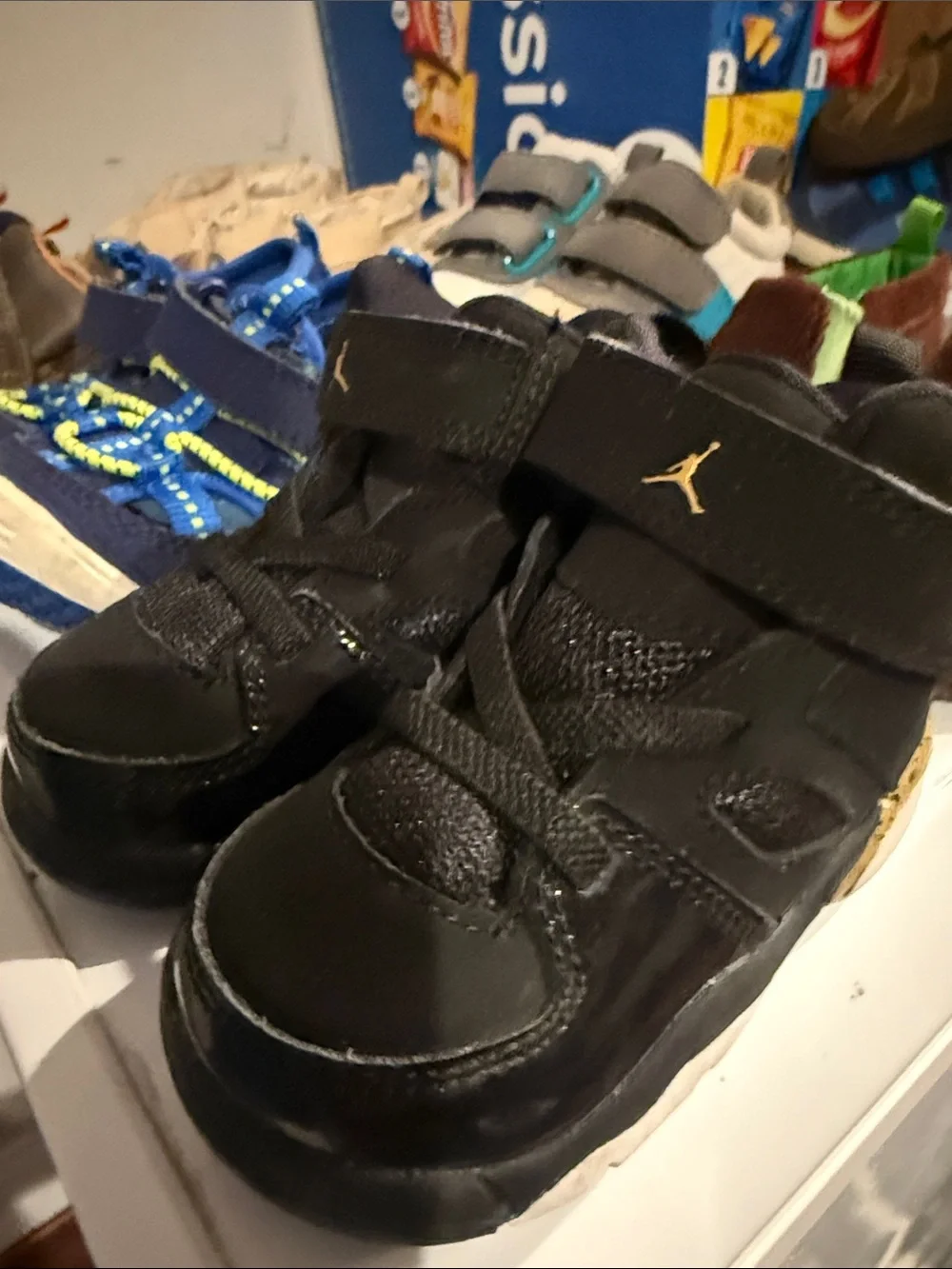 9 Pairs of Infant Boys Shoes Sz 4